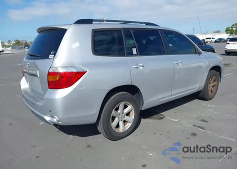 2010 Toyota Highlander Base V6 z USA, uszkodzony, nr VIN 5TDZK3EH6AS021368